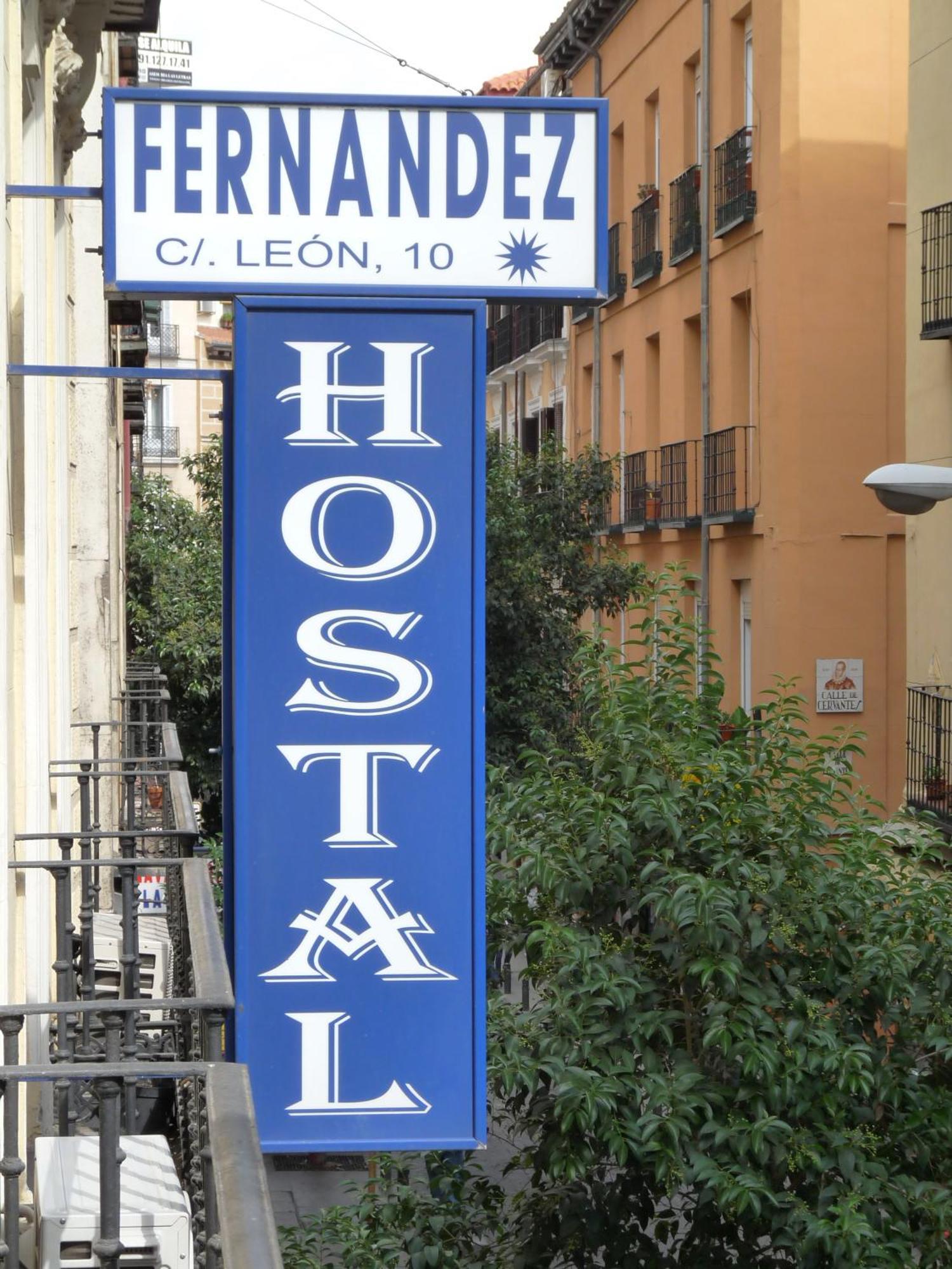 Hostal Fernandez Madrid Dış mekan fotoğraf