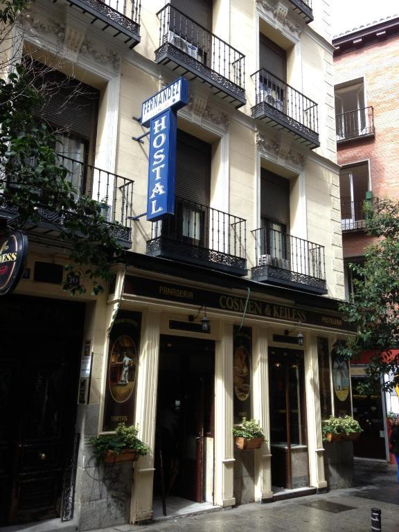 Hostal Fernandez Madrid Dış mekan fotoğraf